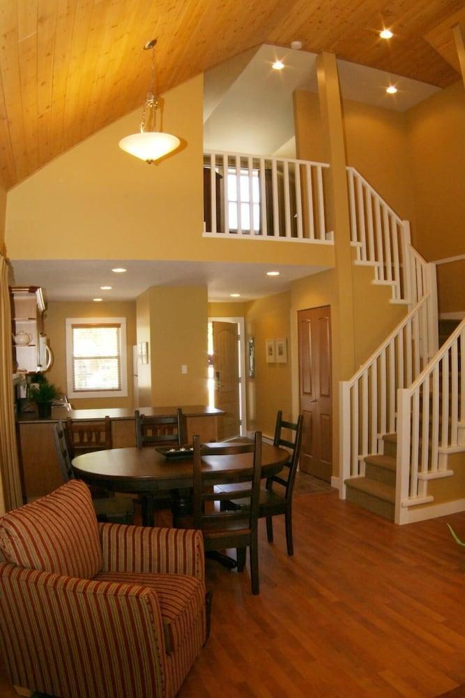 Oceanside Village 3* Parksville