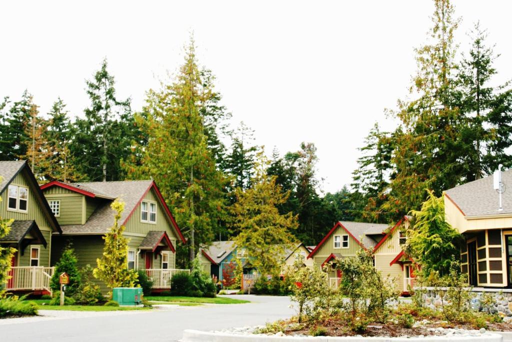 Oceanside Village 3* Parksville