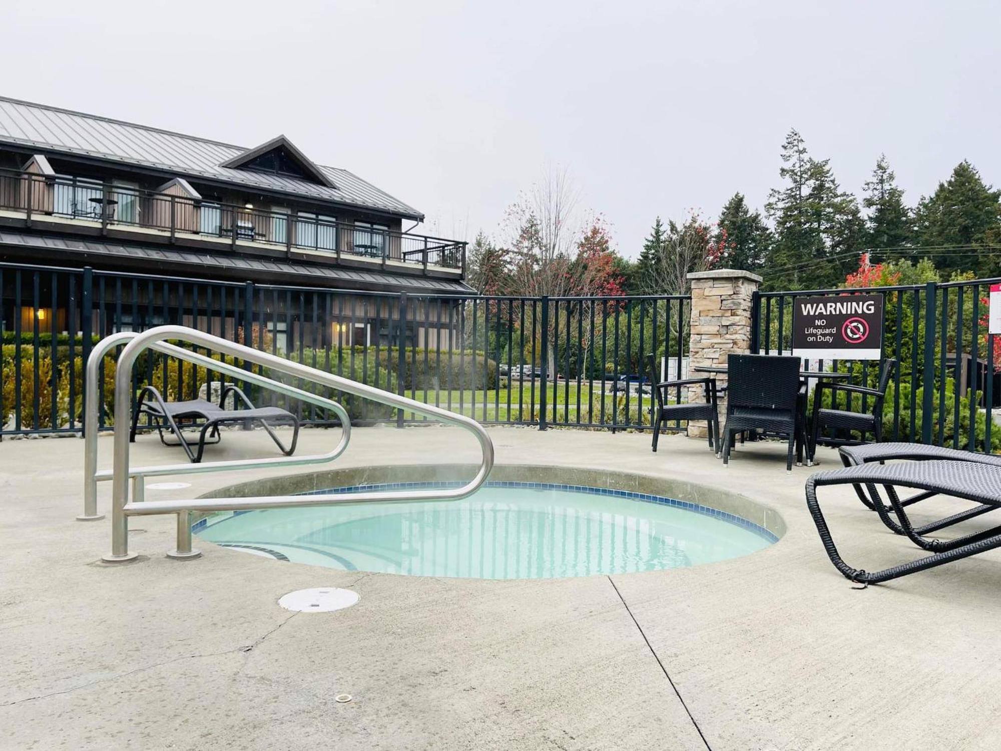 Entire Sunrise Townhome In Parksville