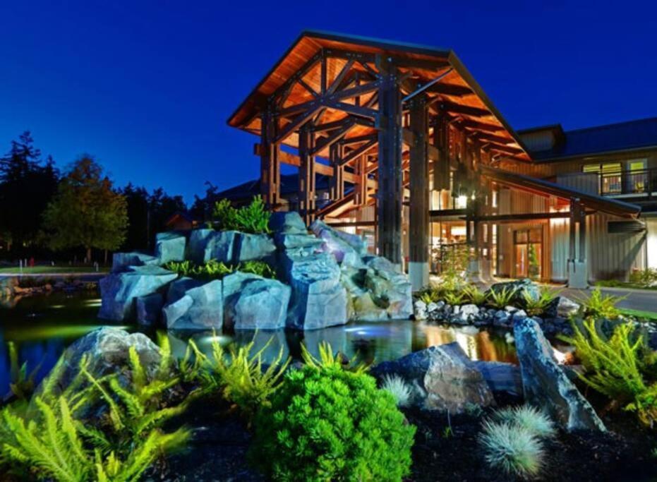Holiday home Entire Sunrise Townhome In