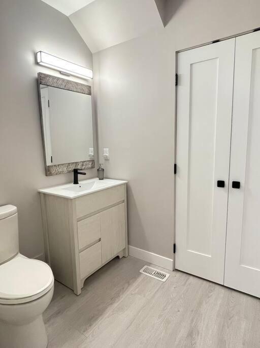 Entire Sunrise Townhome In Holiday home *