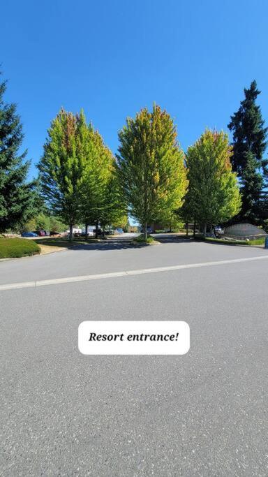 Entire Sunrise Townhome In