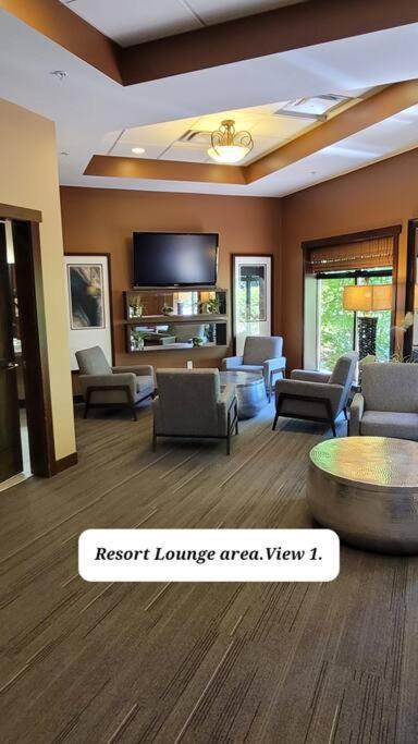 Entire Sunrise Townhome In Holiday home *