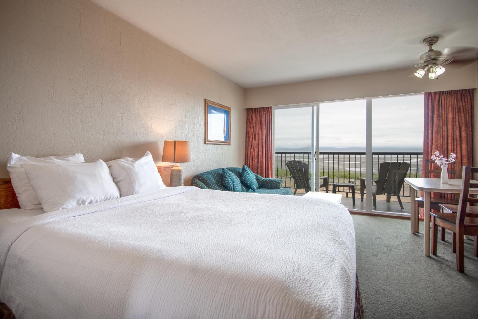 Sea Edge Parksville