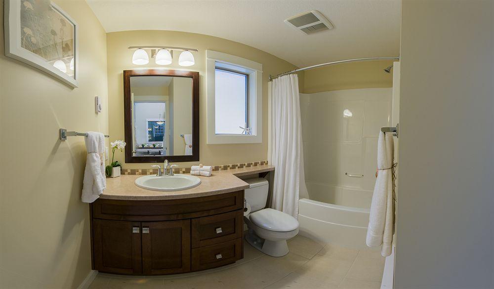 Oceanside Village Resort Parksville