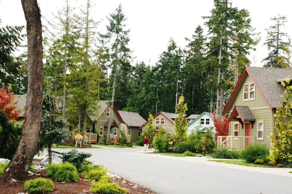 Oceanside Village Resort Parksville
