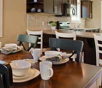 Resort Oceanside Village