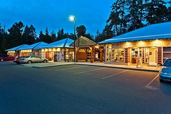 Oceanside Village Resort Parksville