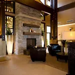 Sunrise Ridge Waterfront Resort