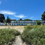 Sea Edge Motel
