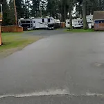 Cute Tiny Home At Park Sands Resort Parksville