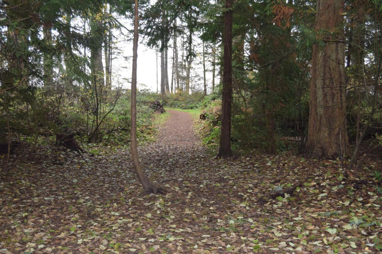 Rathtrevor Bed & Breakfast Parksville