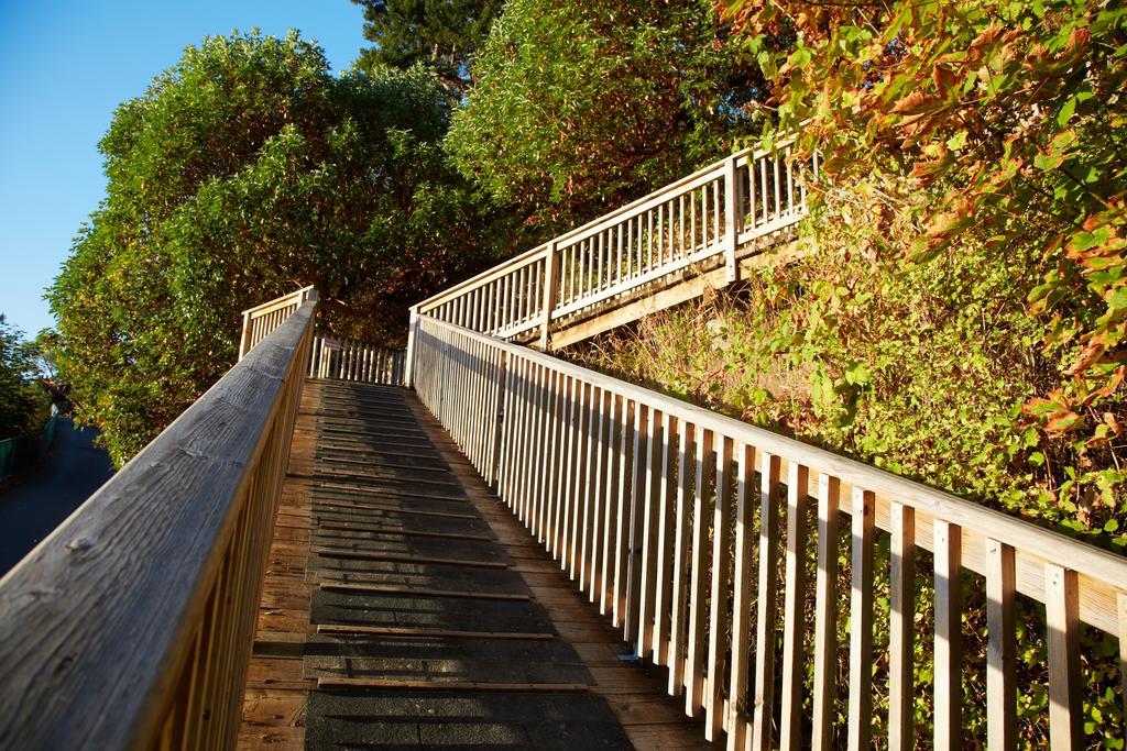 Madrona Beach Resort Parksville