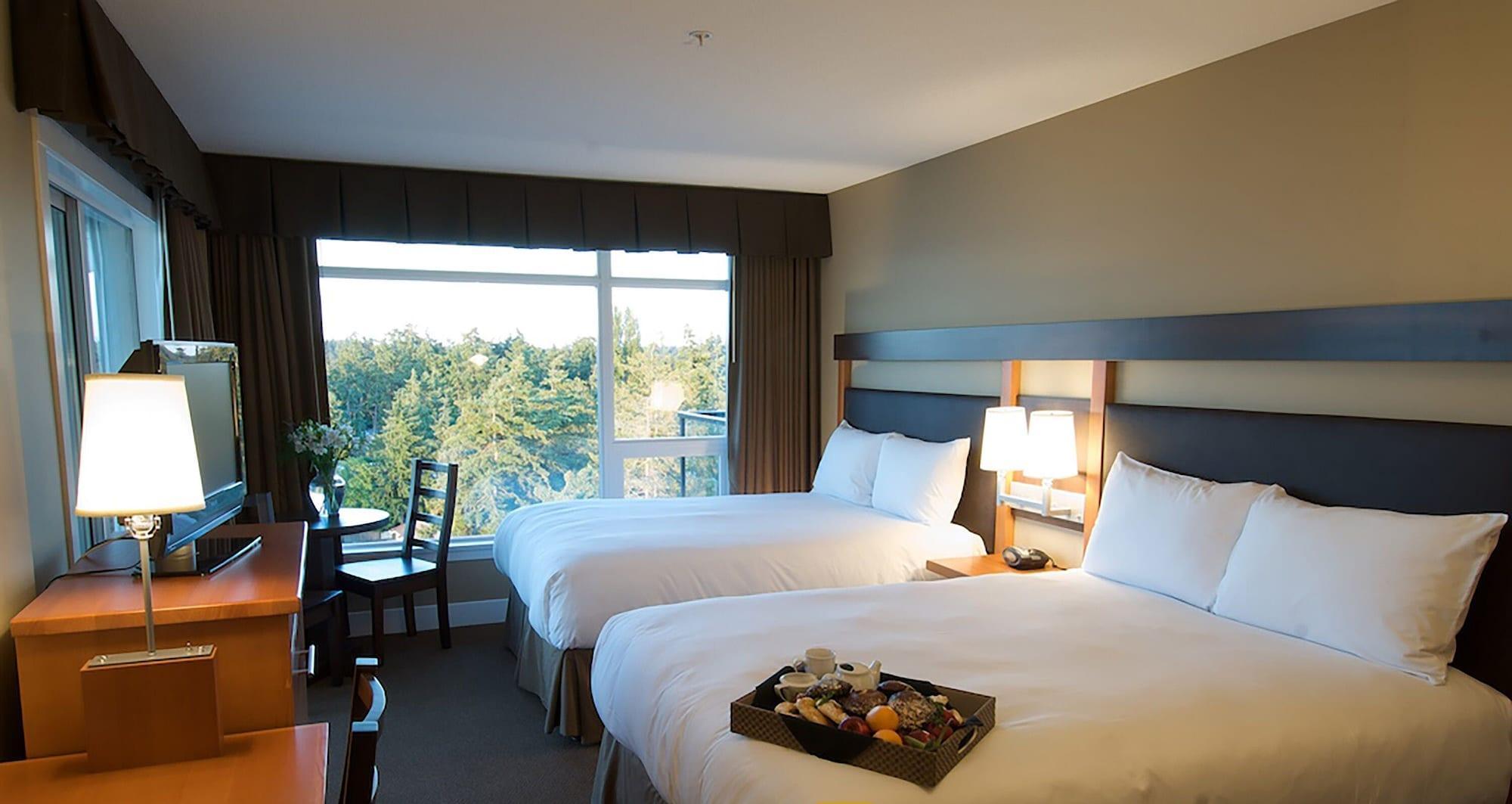 The Club — Bellstar & Parksville