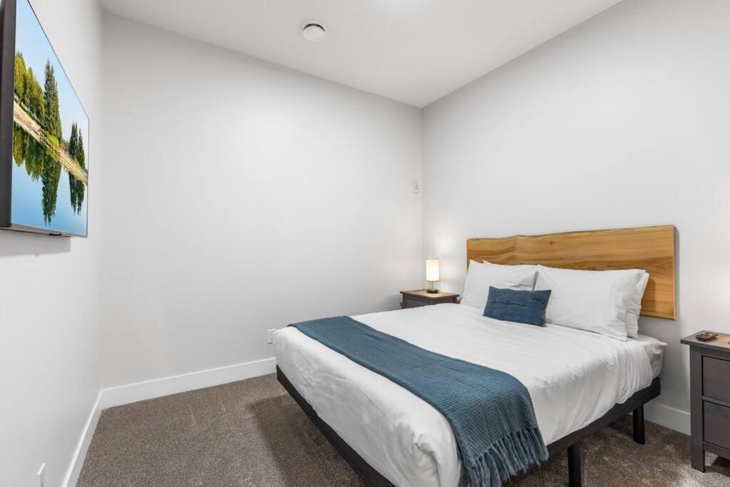 Beach Suites Apartment Parksville