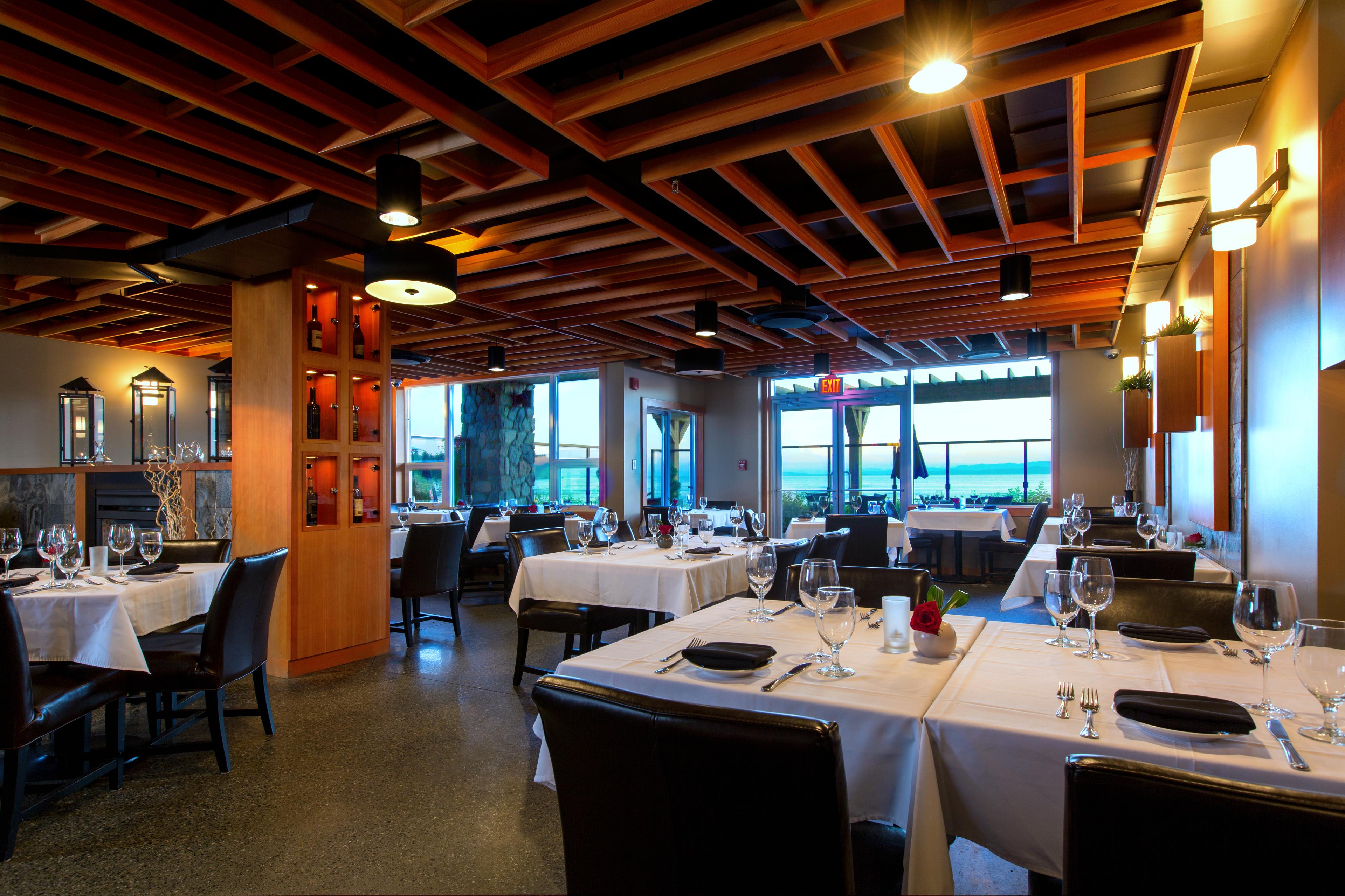 The Club — Bellstar & Hotel Parksville