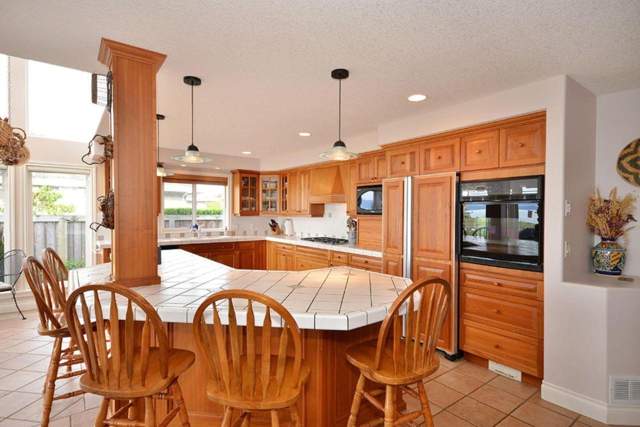 Columbia House * Parksville