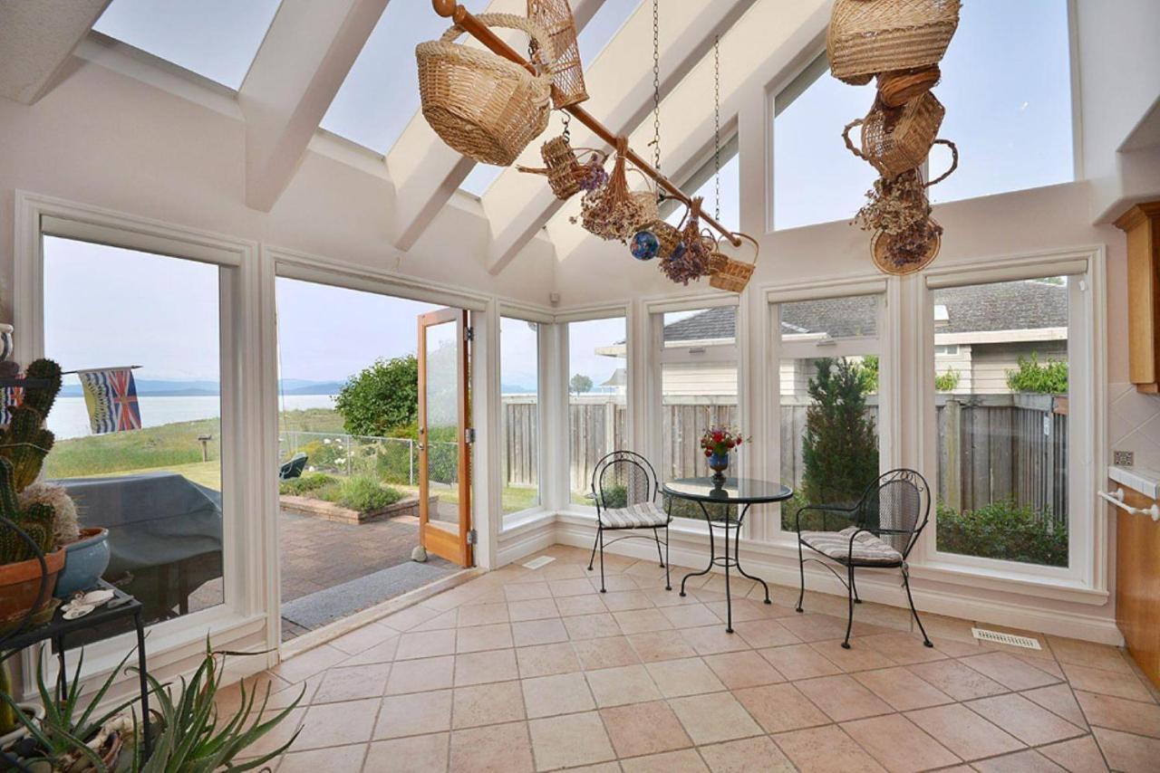 Columbia House Parksville