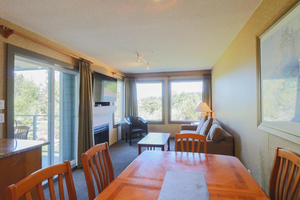 Hotel Pacific Shores & 4*