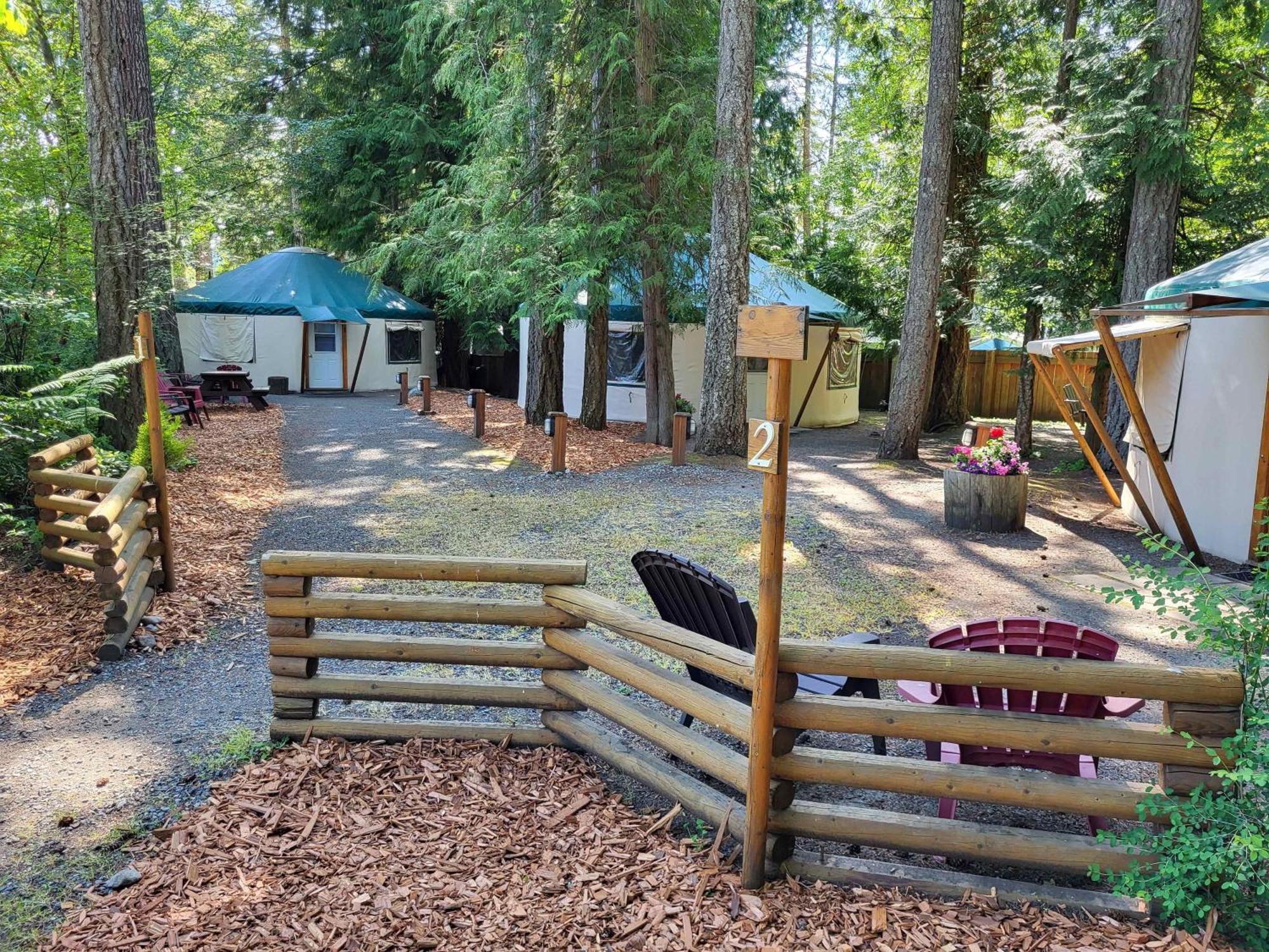 Riverbend & Rv 3* Parksville