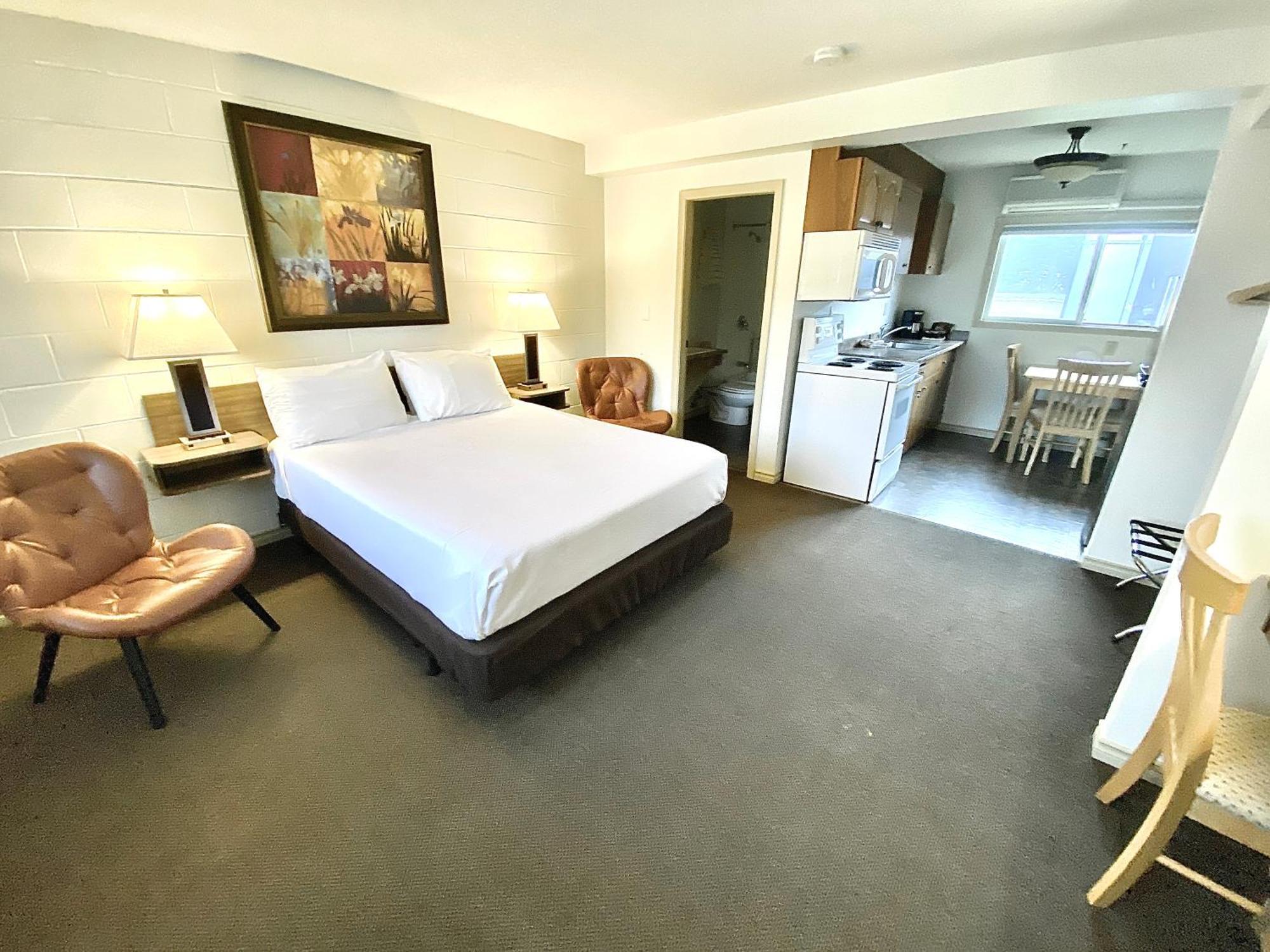 Arbutus Grove Motel