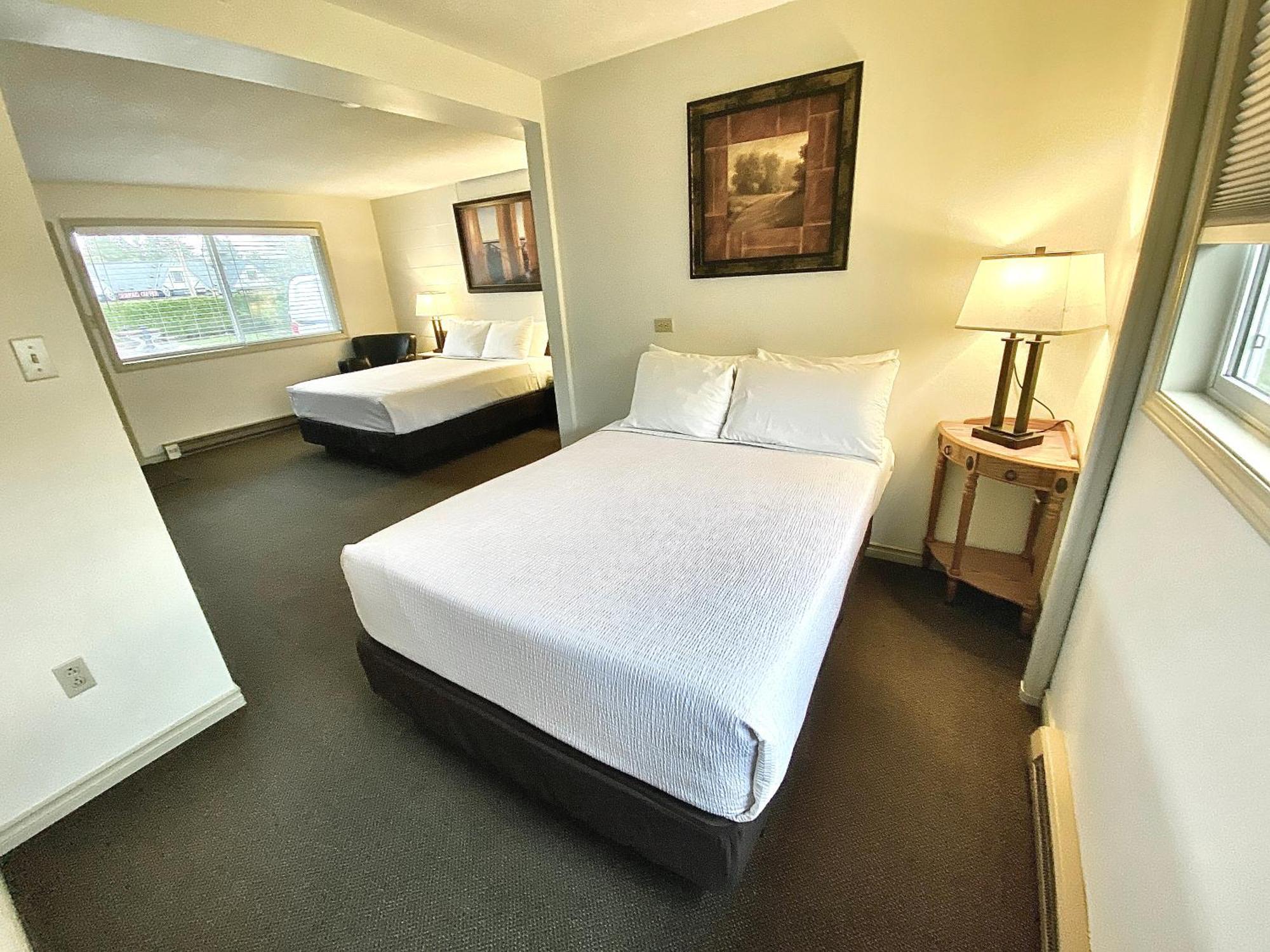 Arbutus Grove Motel 2*