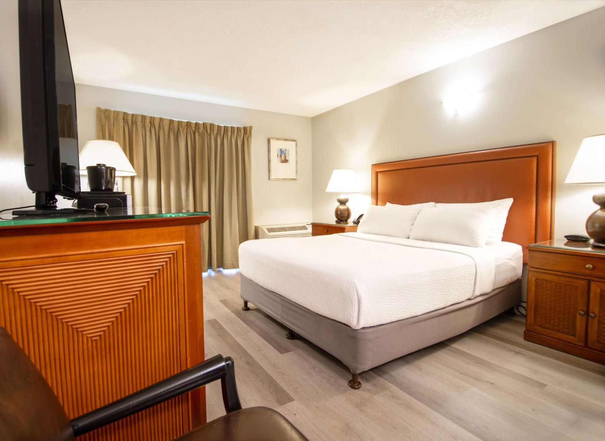 Hotel Coast Parksville Hotel