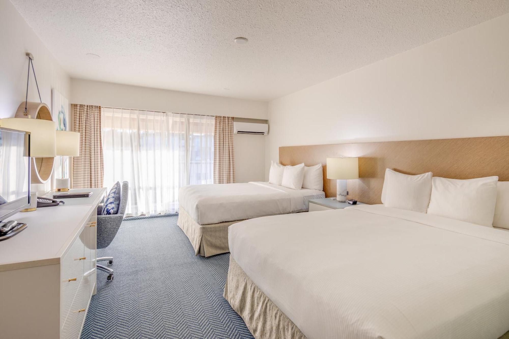 Bayside Oceanfront Hotel