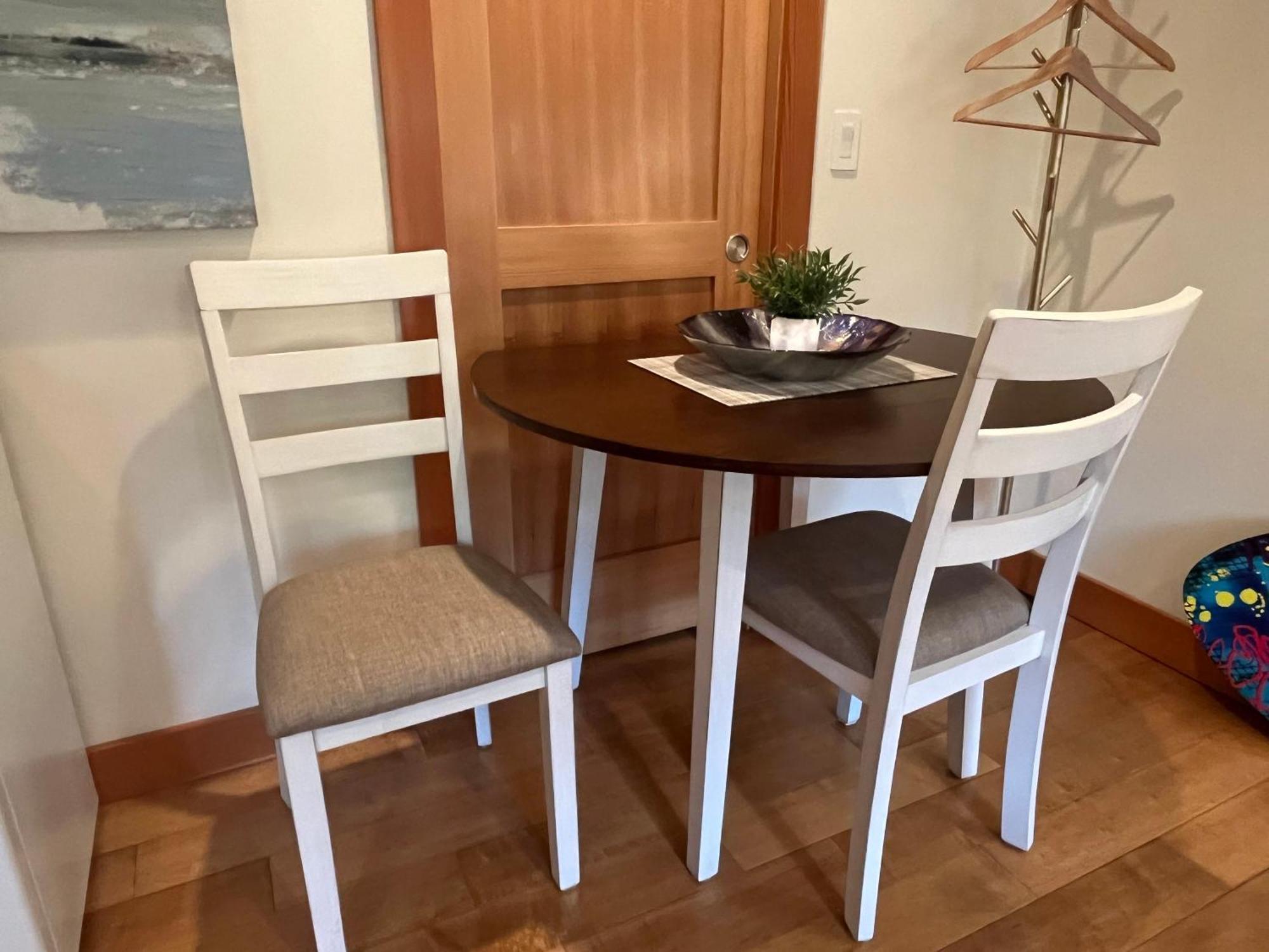 A Seaside Summer Paradise * Parksville