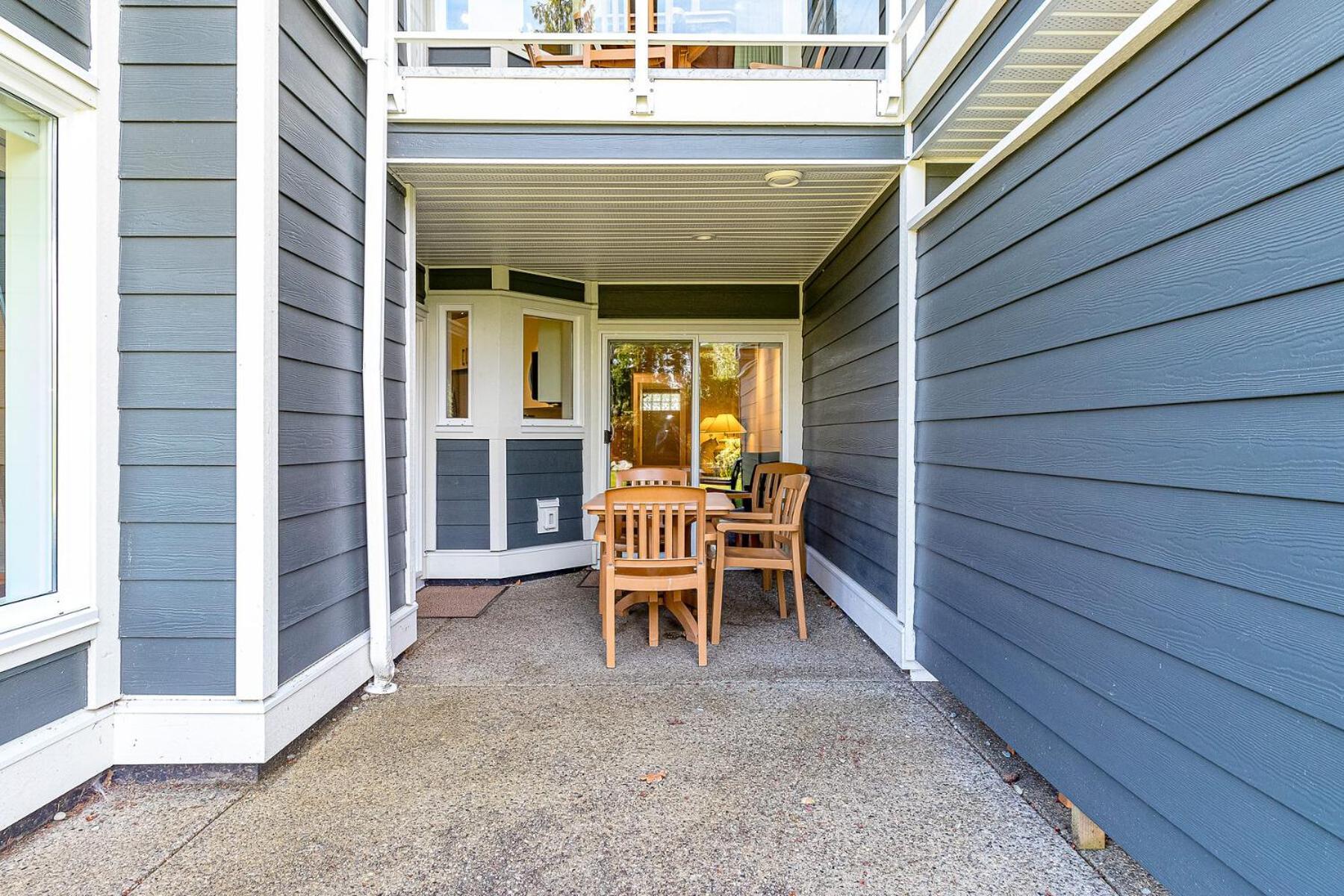 Pacific Shores &