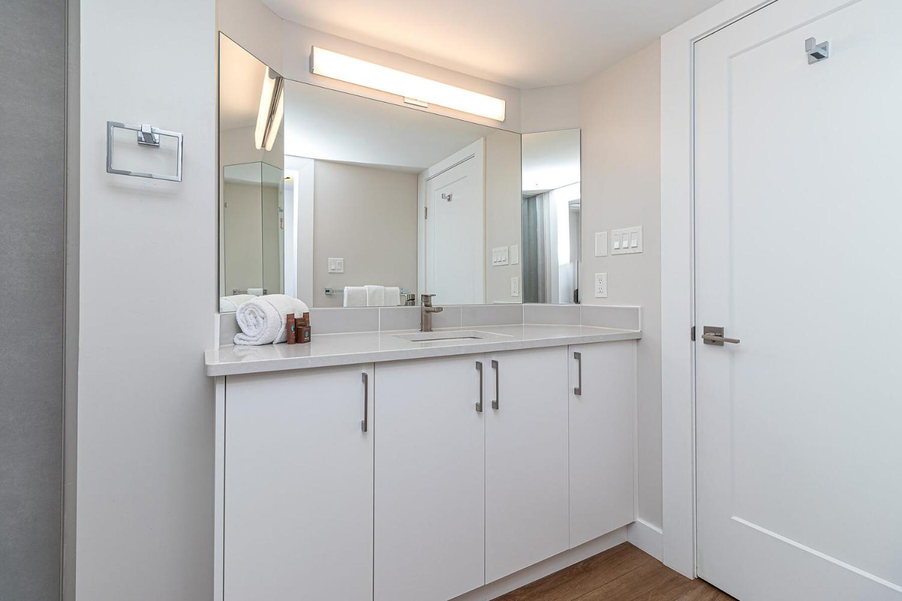 Pacific Shores & 4* Parksville