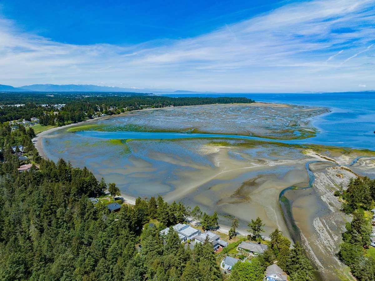 Hotel Pacific Shores & Parksville