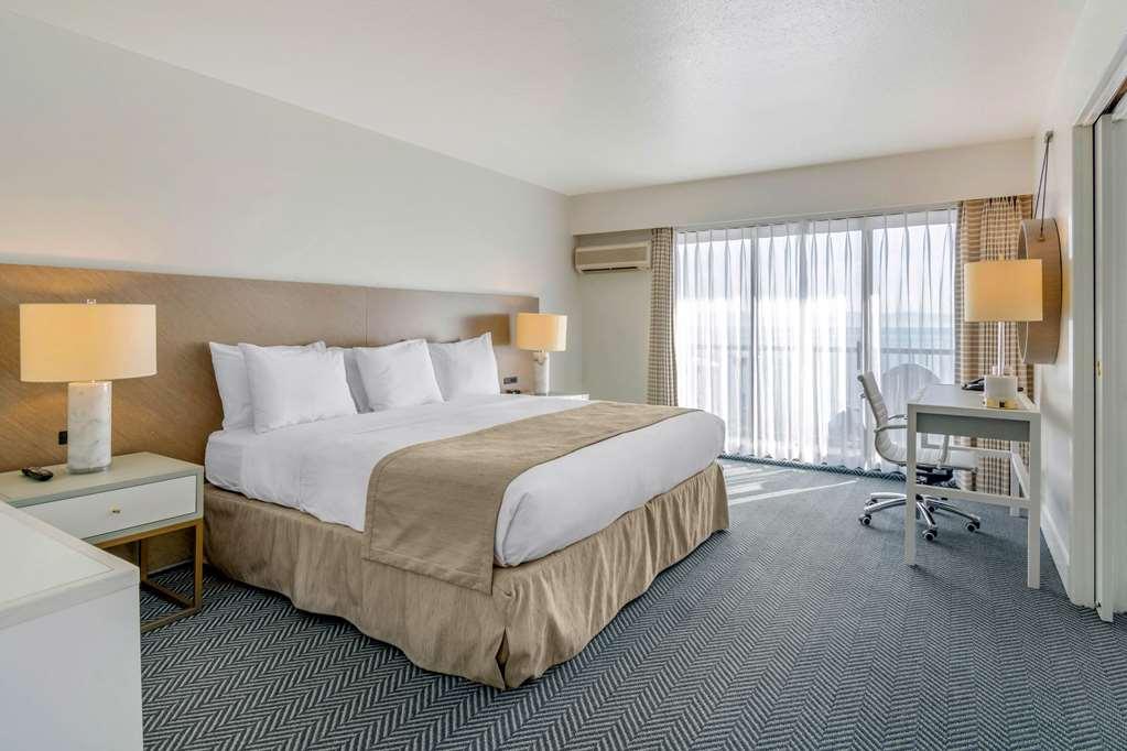 Bayside Oceanfront 3*