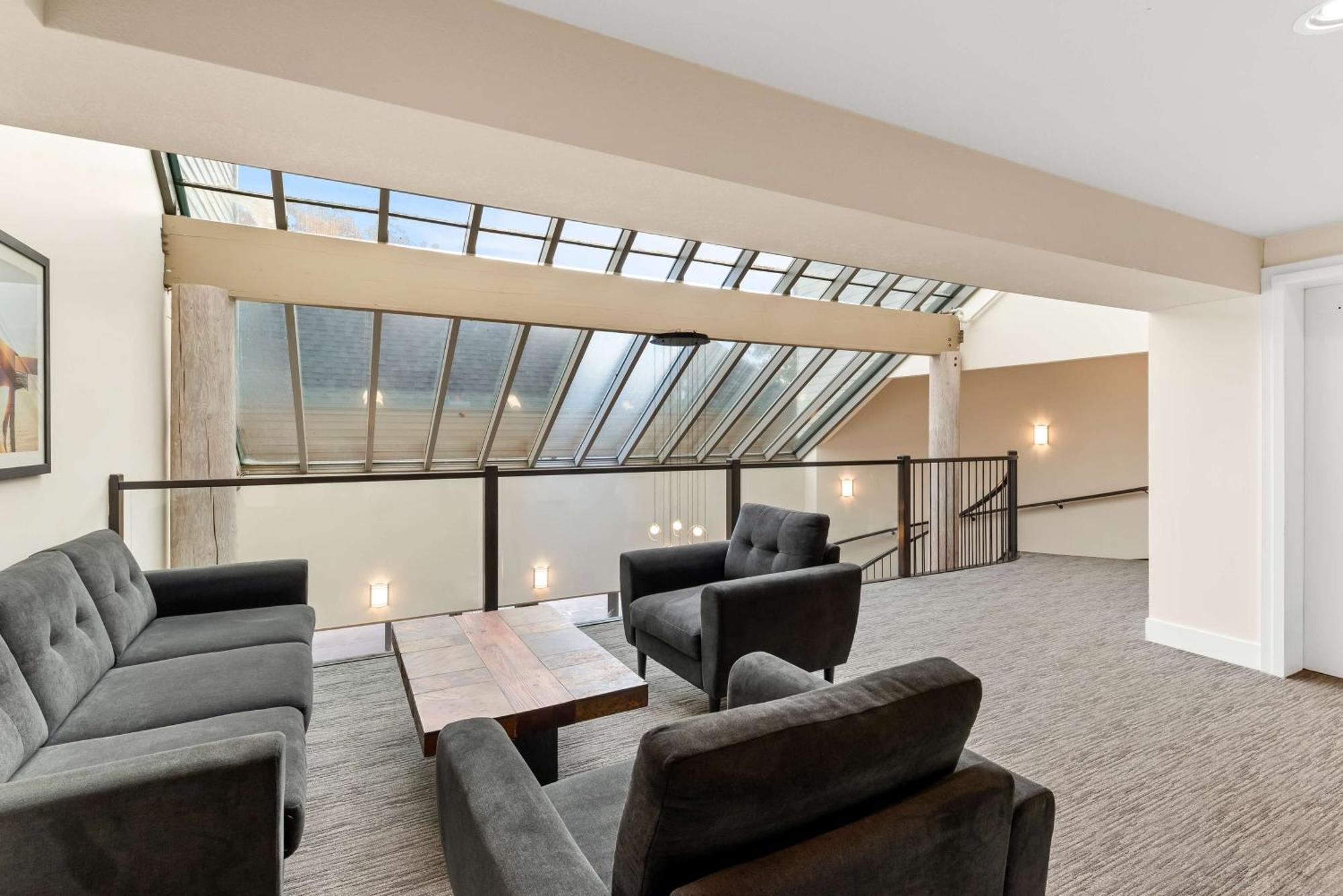 Feng, Bw Signature Collection Hotel