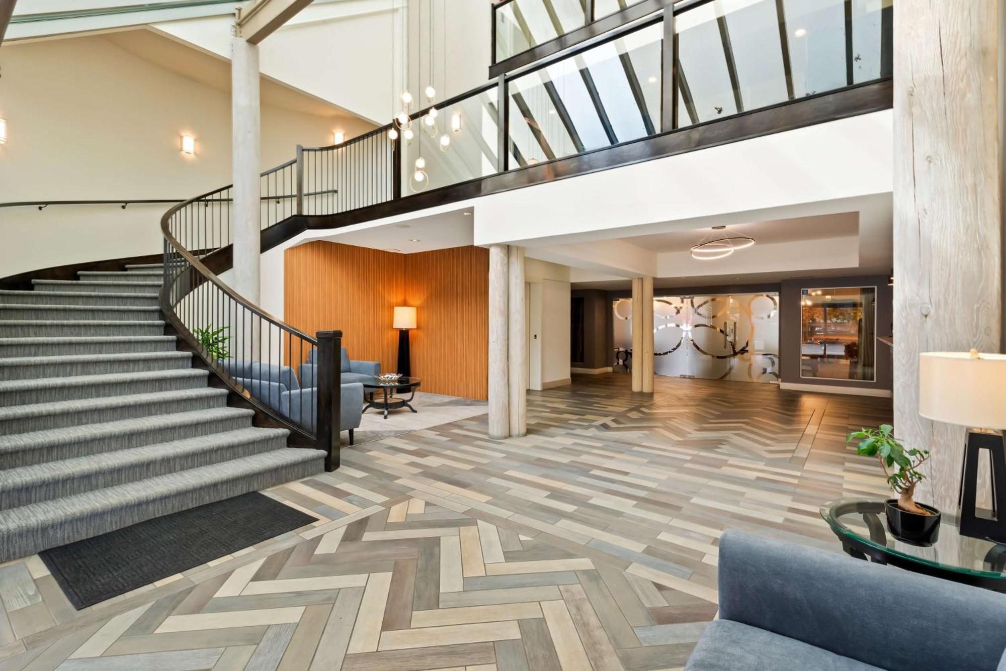Feng, Bw Signature Collection Parksville