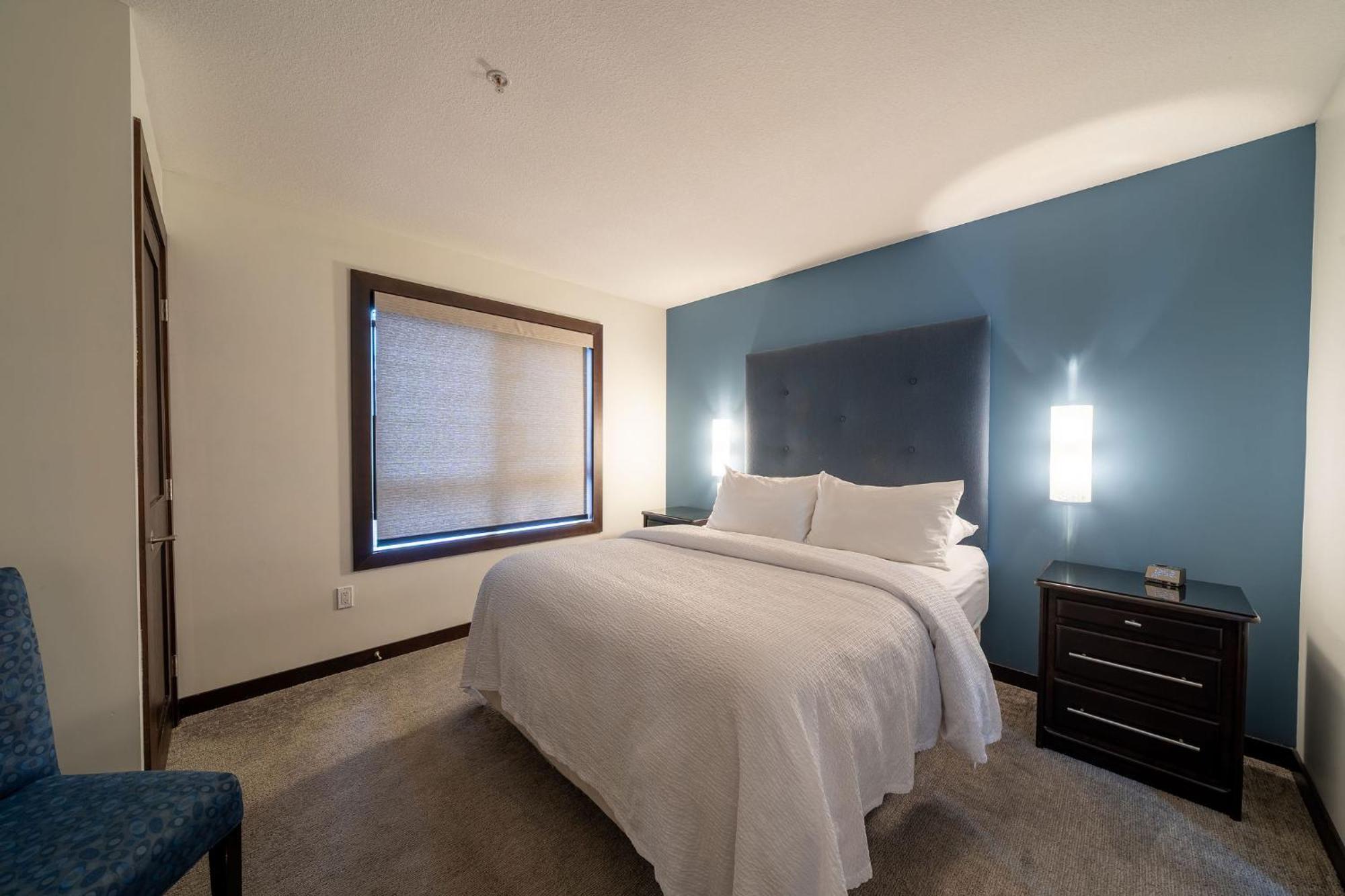 Sunrise Ridge Waterfront 3* Parksville
