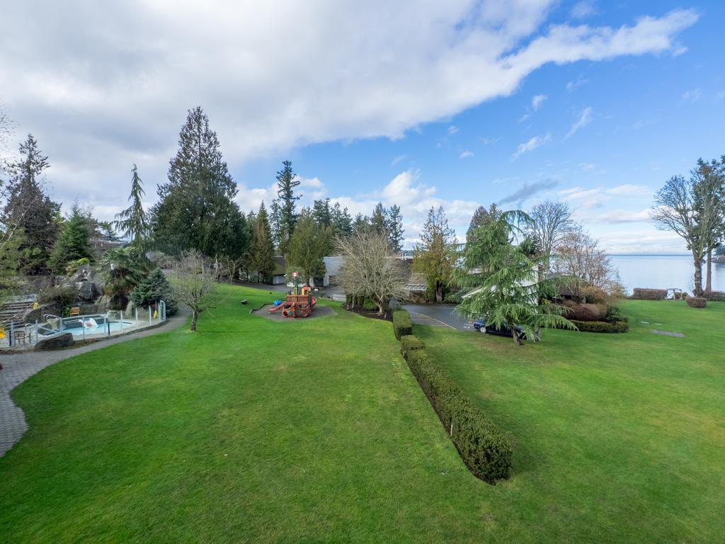 Pacific Shores & Hotel 4*