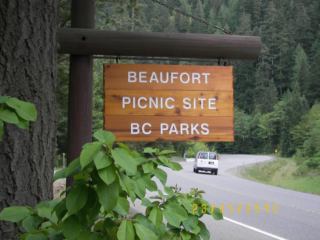 Bed & Breakfast Cedar Song