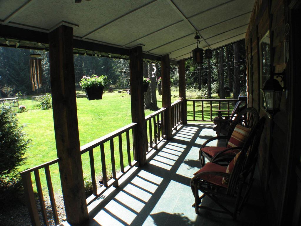 Cedar Song Parksville