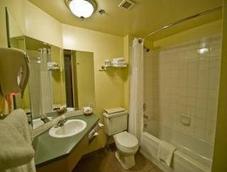Travelodge Hotel