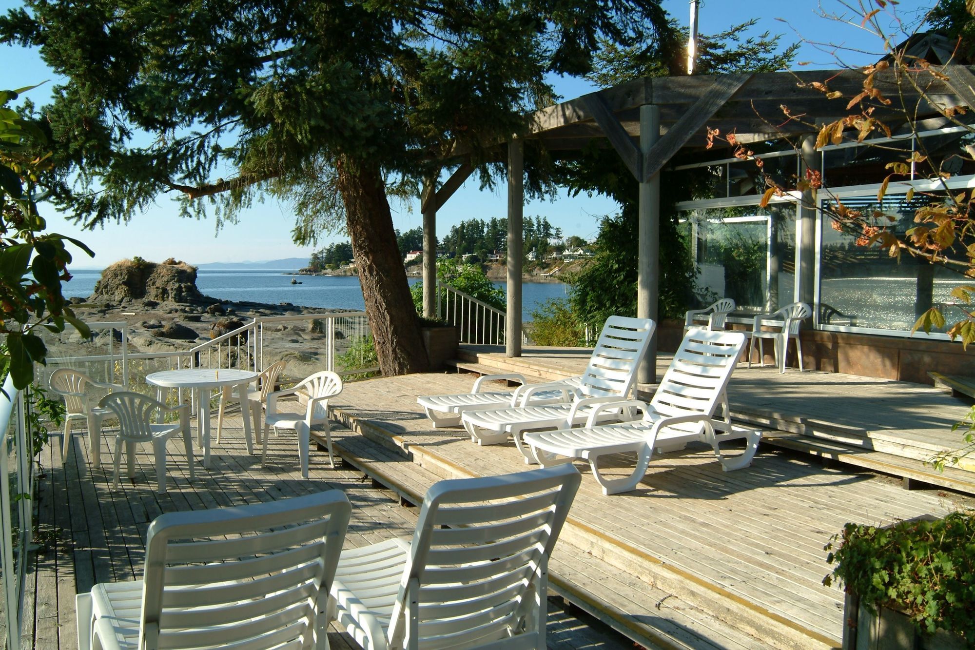 Pacific Shores & 4* Parksville