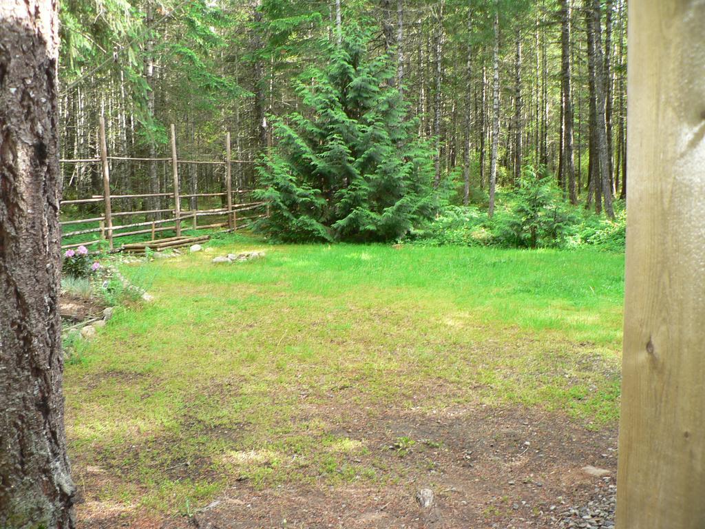 Cedar Song Bed & Breakfast