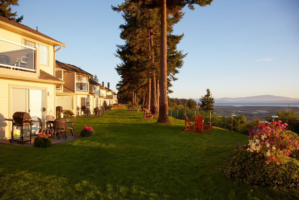 Madrona Beach 3* Parksville