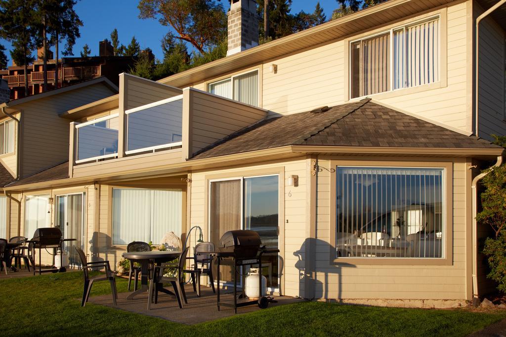 Resort Madrona Beach
