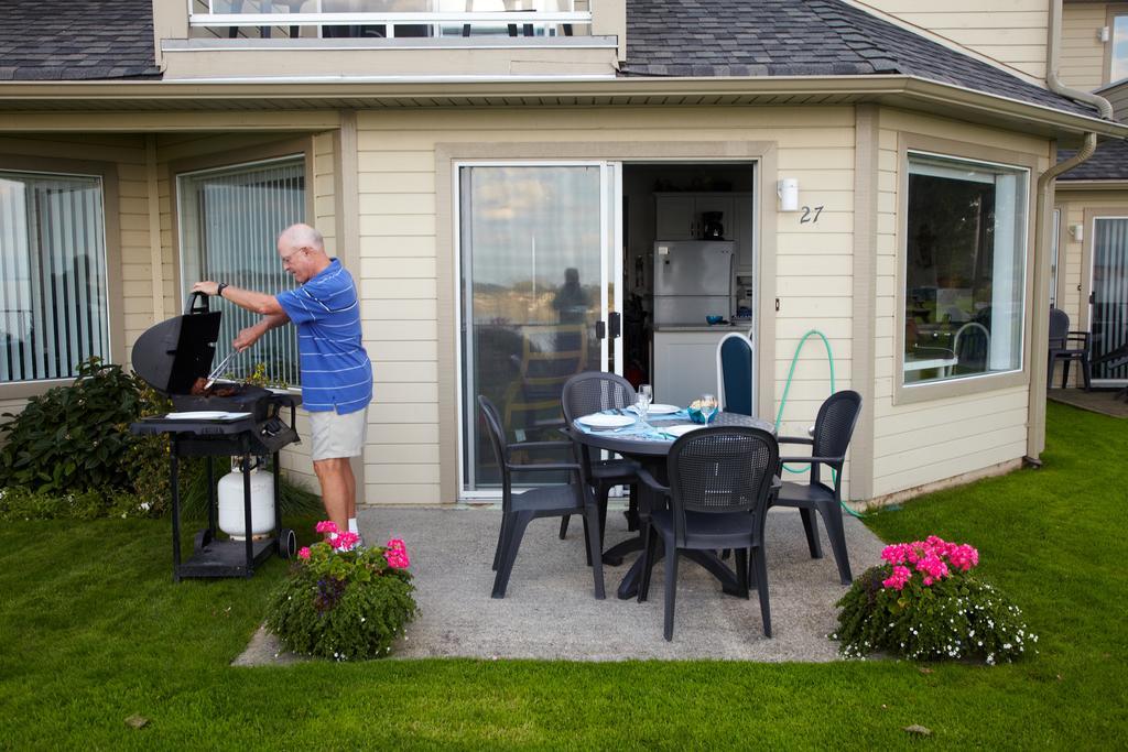 Madrona Beach Resort