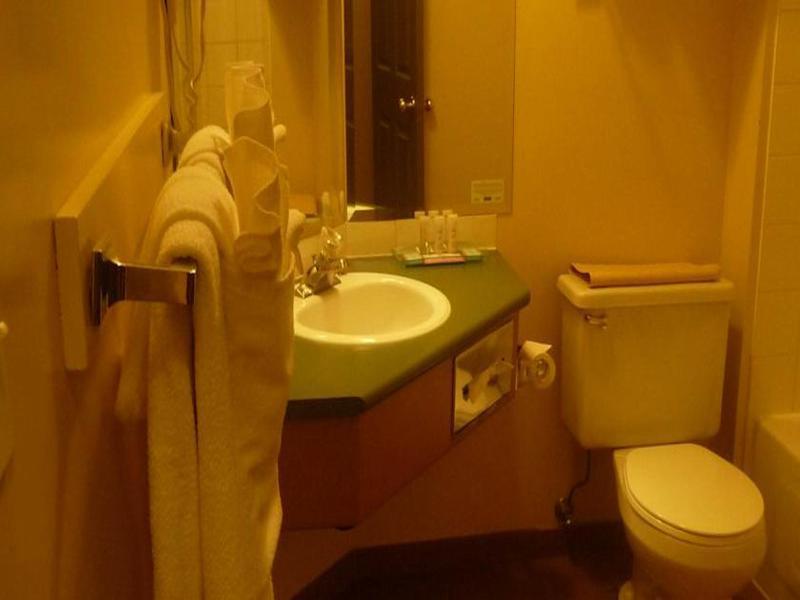 Travelodge 3* Parksville