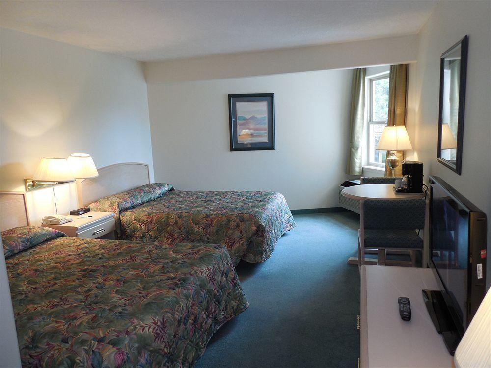 Coast Parksville Hotel 3* Parksville
