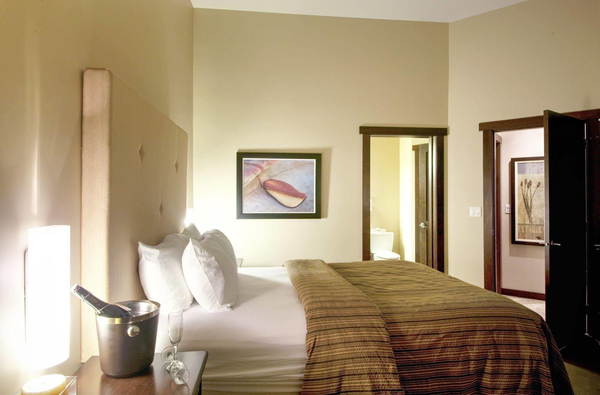 Sunrise Ridge Waterfront 3* Parksville