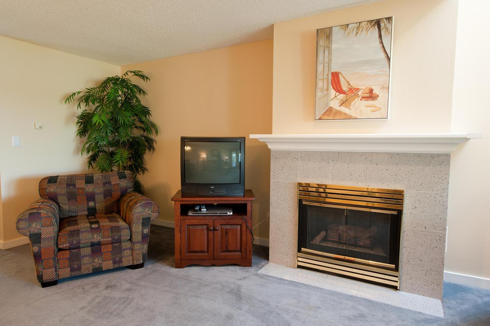 Pacific Shores & 4* Parksville