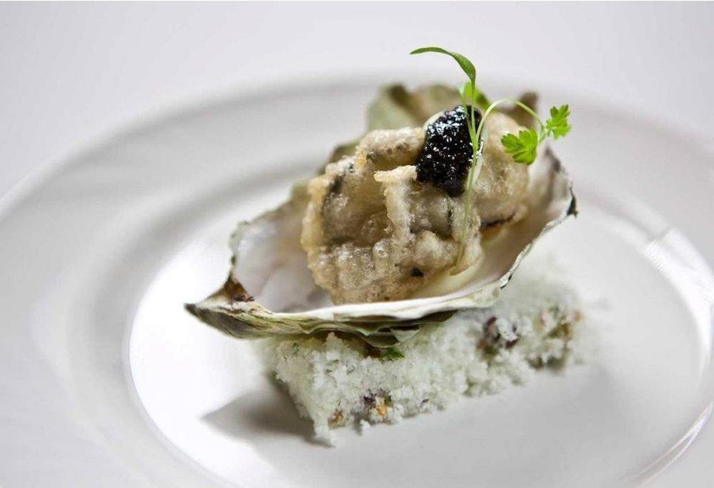 The Club — Bellstar & Hotel Parksville